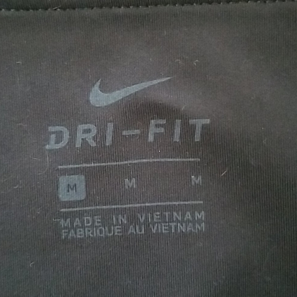 Nike capris - Picture 2 of 3
